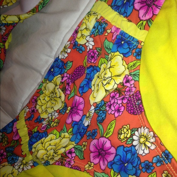 Target Bikini Set - Picture 5 of 7